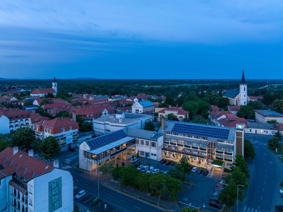 Hotel Bodrog Wellness&Elix Spa Sárospatak Exterior foto